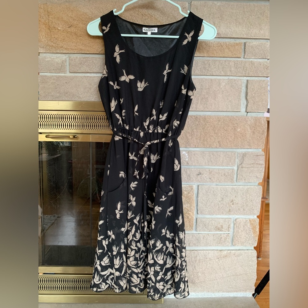 Black Sleeveless Bird Print Dress